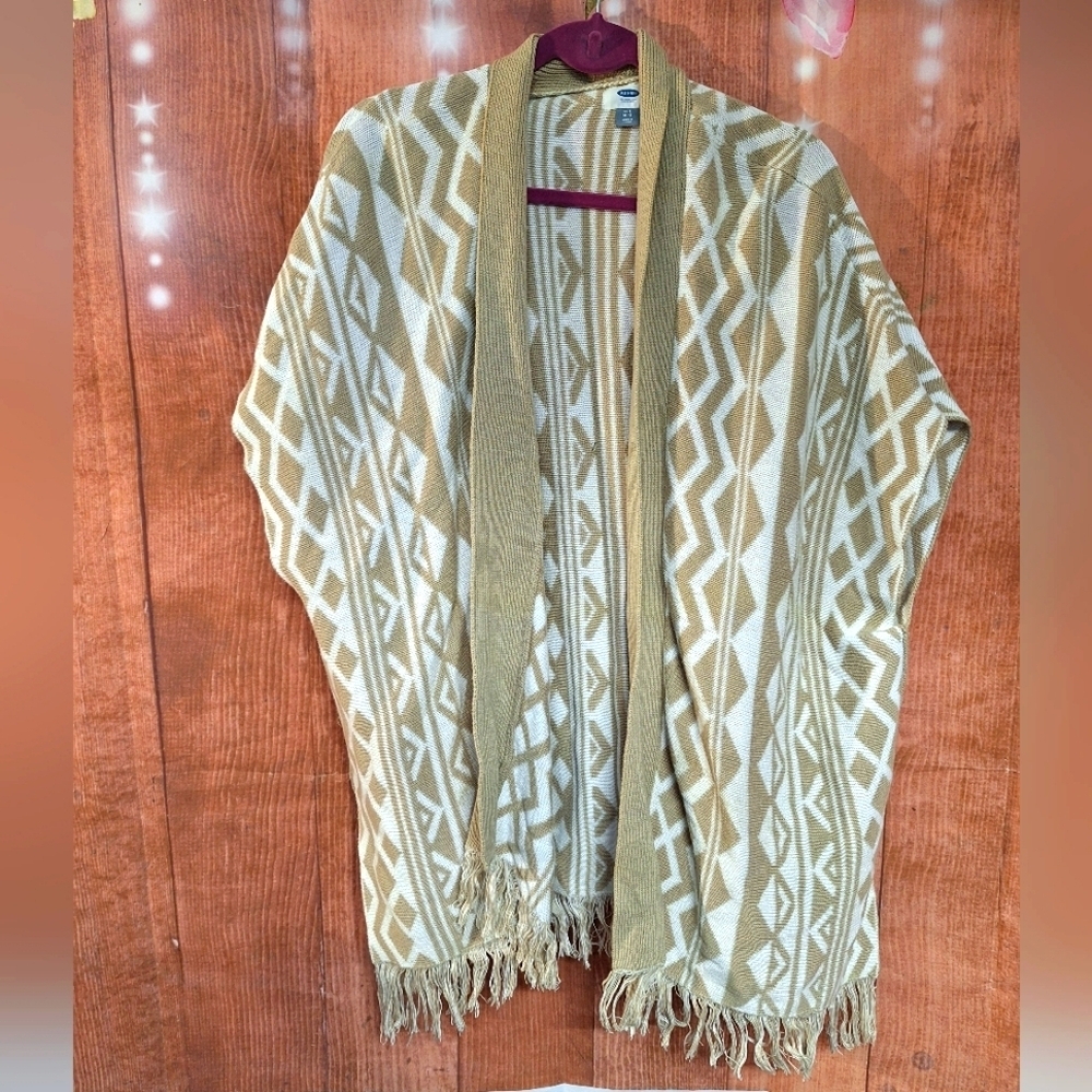 OLD NAVY M/L WRAP SWEATER TAN AND WHITE